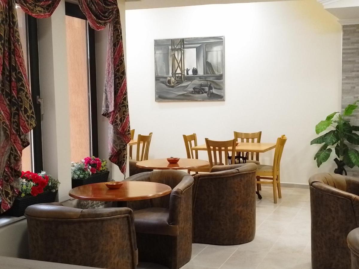 Санта Марина Hotell Varna Exteriör bild